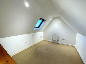 Photo 21- click for photo gallery